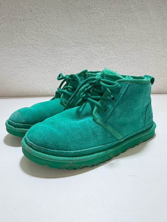 UGG Shoes - UGG Neumel Parakeet Green Suede Chukka Boots Women’s Size 7